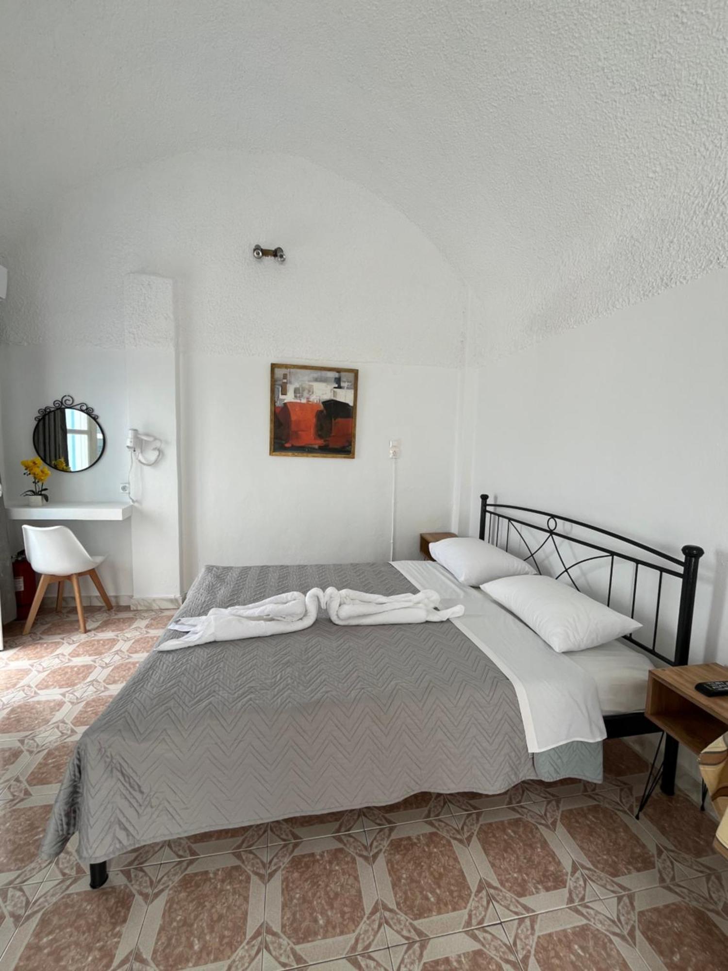 Stella Nomikou Apartments Фиростефани Экстерьер фото