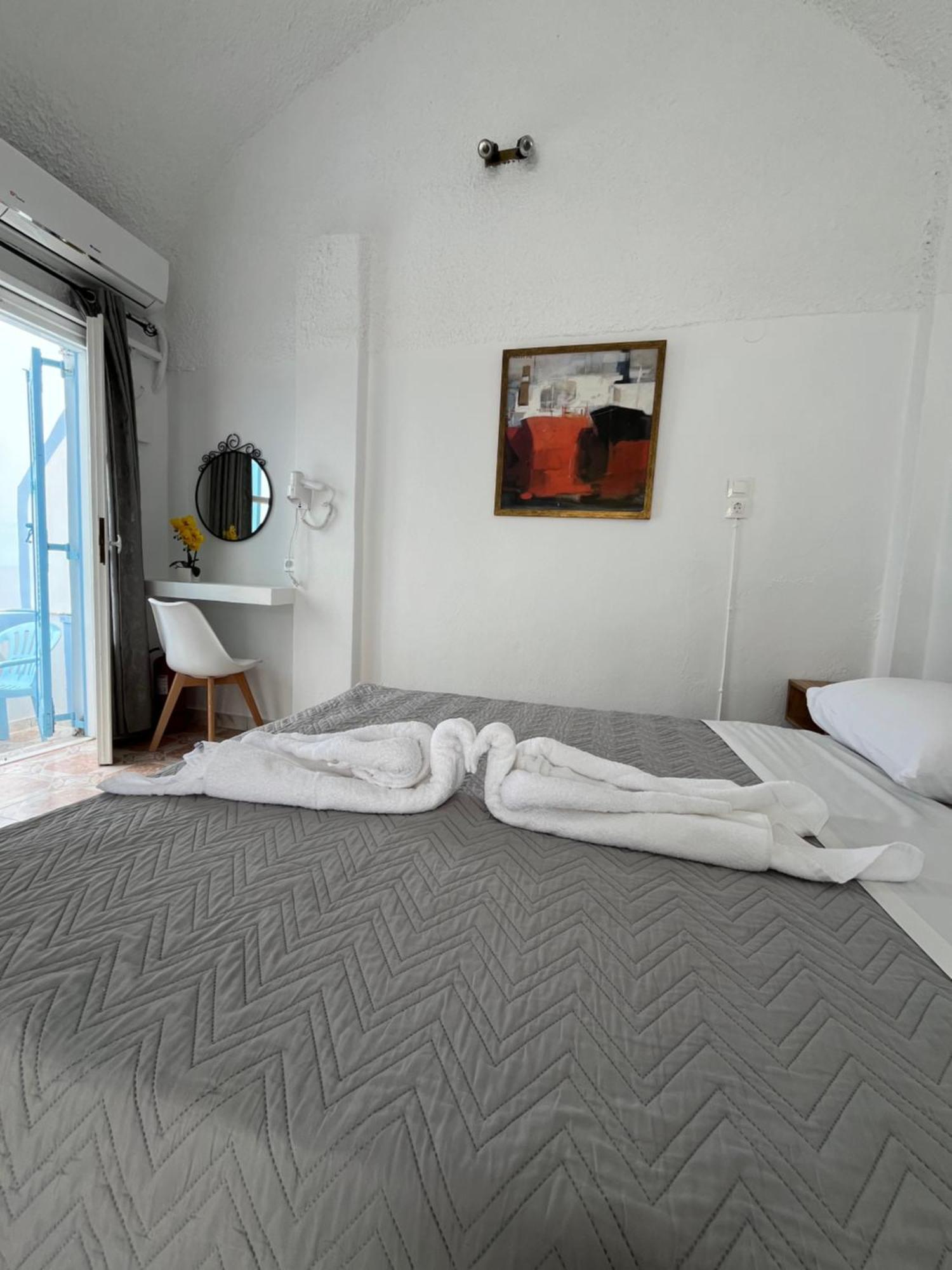 Stella Nomikou Apartments Фиростефани Экстерьер фото